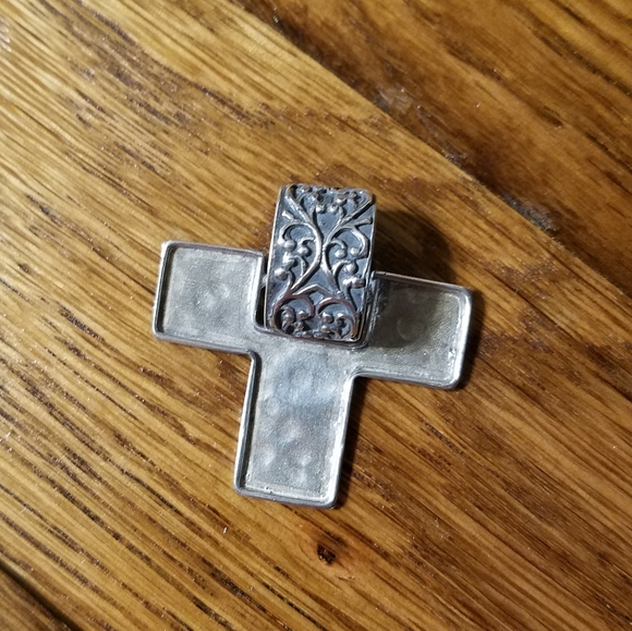 Silpada Sterling Silver Filagree Cross Pendant - Picture 5 of 6